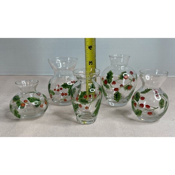 HAND PAINTED GLASS , CLEAR MINI VASES. 5 ITEMS IN THE SET.  VINES & BERRIES. - Picture 4 of 10